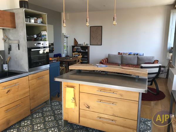 Appartement à louer Saintes : 3 pièces, 73m² avec 1 chambre(s) à 860€ - AJP Immobilier Saintes