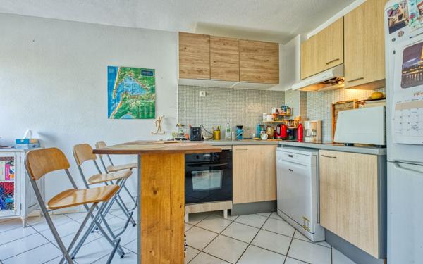 Appartement à vendre    3 pièces • 58,14 m2 Pessac