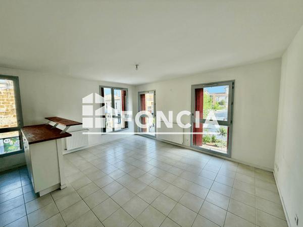 Location Appartement 3 pièces 66.34 m² - 3 PLACE DE LA LIBERTÉ SAMUEL PATY / 12 AVENUE PASTEUR Pessac 33600