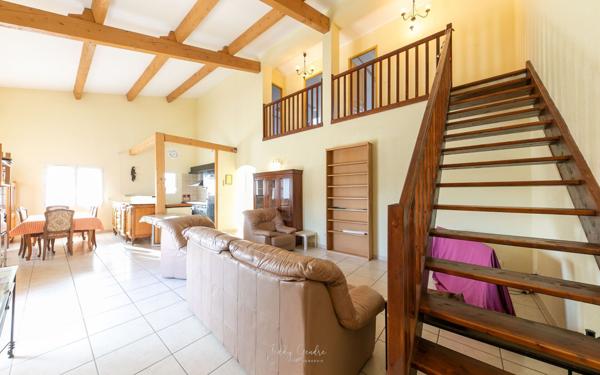 Maison à vendre    4 pièces •  Saint-Estève