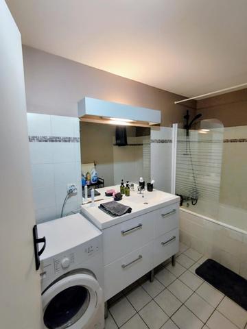 Appartement à SAINT-ETIENNE, 42100 - 2 pièces 53m²