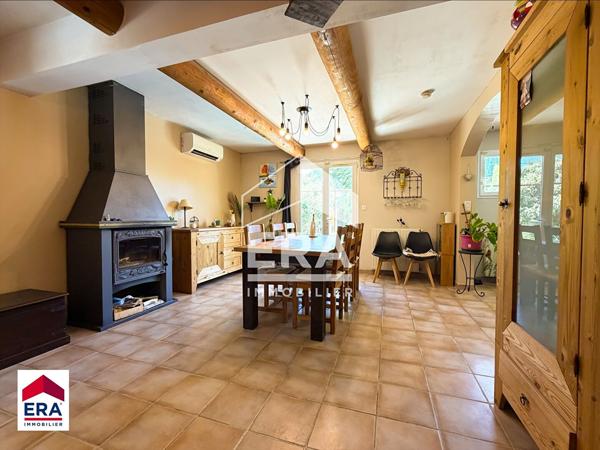 MAISON FAMILIALE AVEC PISCINE, MAZAN, QUARTIER CALME ET RECHERCHÉ