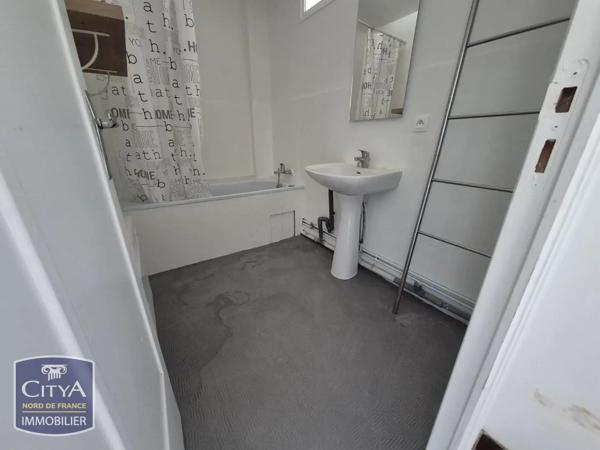 Appartement à louer 3 pièces 53.76m² Arras (62000)