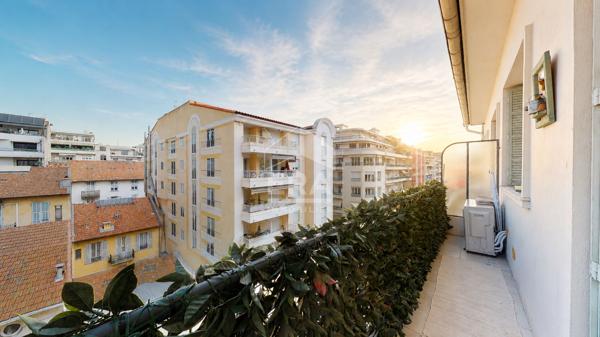 NICE - FLEURS / BOTTERO : JOLI DUPLEX DE 32M² AVEC BALCON