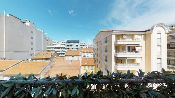 NICE - FLEURS / BOTTERO : JOLI DUPLEX DE 32M² AVEC BALCON