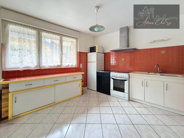 Salmiech (12120) Splendide Maison de village de 164 m² en Pierres - T7 - 6 chambres - Jardin - Garage - Cave