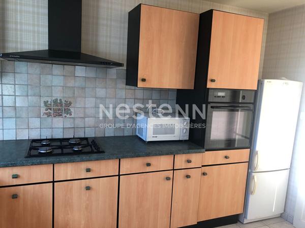 Maison à louer meublé à Vannes Tohannic, de 98m² 3 chambres avec terrasse, jardin et garage