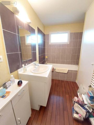 Appartement à vendre à Montgermont en Ille-et-Vilaine (35760), ref : 35009/CM-281