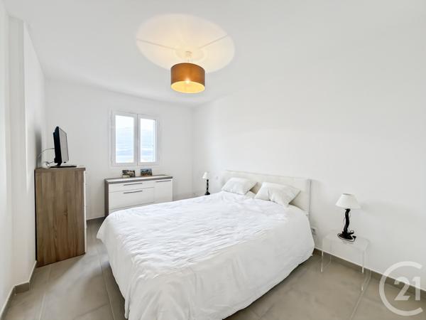 Appartement T2 à vendre  2 pièces - 54,05 m2 L ILE ROUSSE - 202