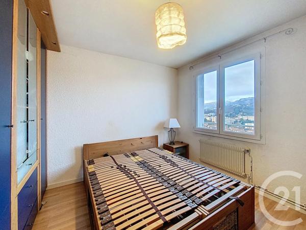 Appartement F2 Bis à vendre  3 pièces - 60,53 m 2   LE PUY EN VELAY  - 43