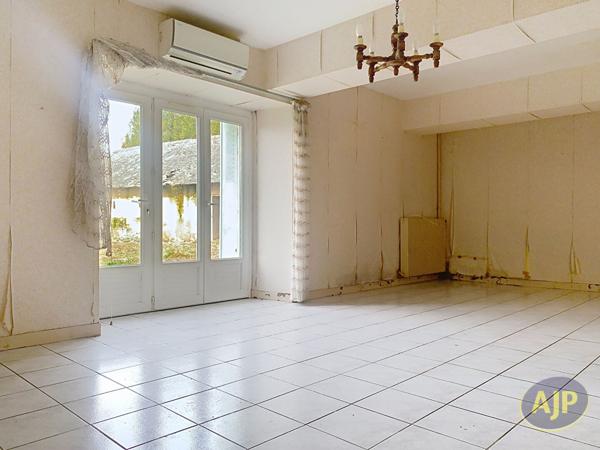 Vente maison Segre : 159 150 € - AJP Immobilier Segré