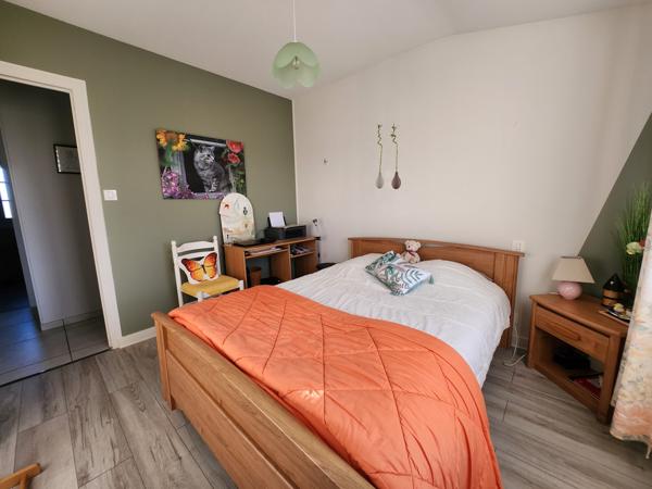 Sainte-Gemme-la-Plaine (85400) Maison avec accès plain-pied et sous-sol complet de 100m2