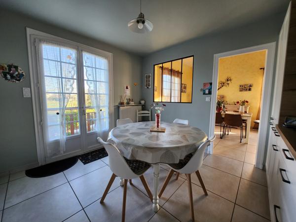 Sainte-Gemme-la-Plaine (85400) Maison avec accès plain-pied et sous-sol complet de 100m2