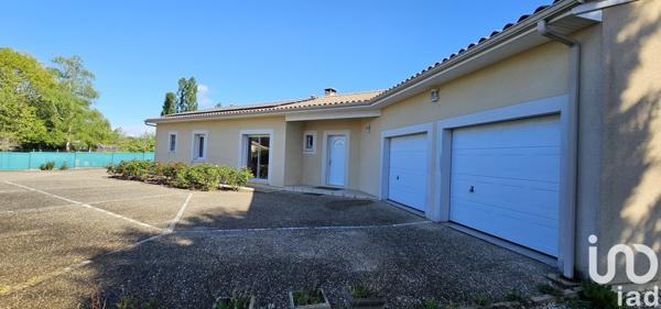 Maison 7 pièces de 198 m² à Sallebœuf (33370)