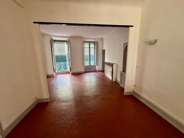 Appartement Nimes 3 pièce(s) 96.01 m2