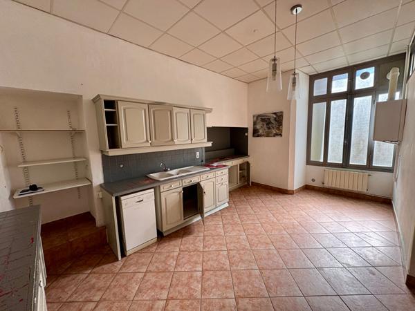 Appartement Nimes 3 pièce(s) 96.01 m2