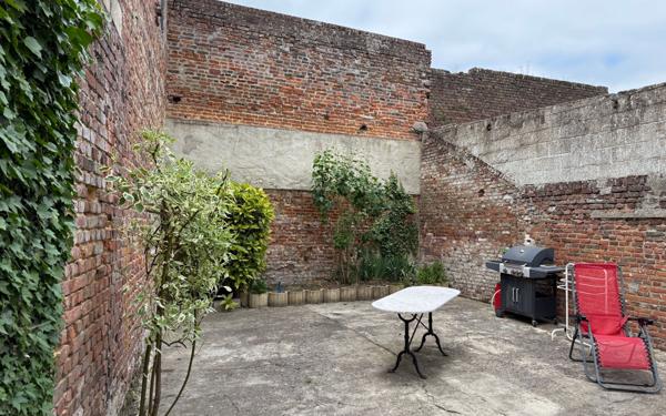 Maison à vendre    2 pièces •  Guise