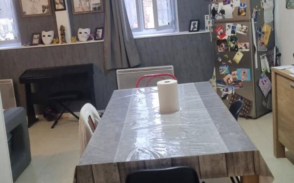 Maison à vendre    2 pièces •  Guise