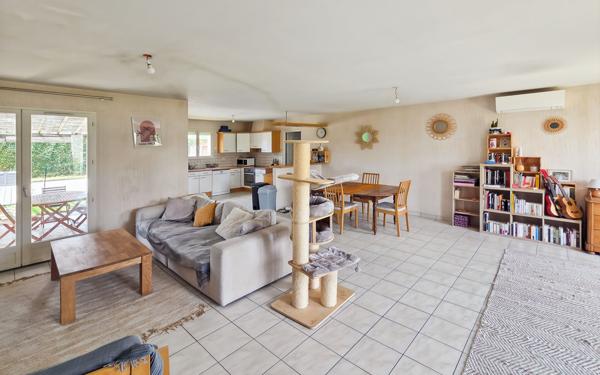 Maison à louer    5 pièces • 141,25 m2 Roquefort