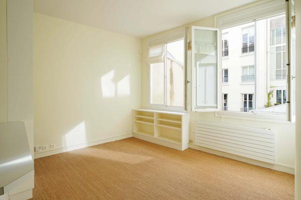 Appartement Paris 7e - SAINT-THOMAS D'AQUIN