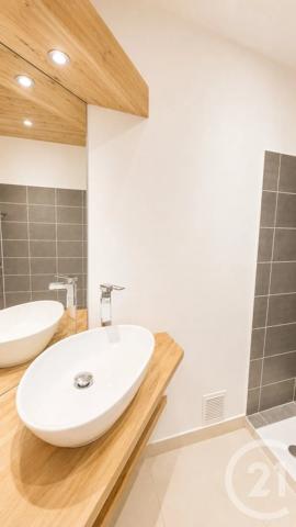 Appartement T4 à vendre  5 pièces - 120 m 2   CHAMBERY  - 73