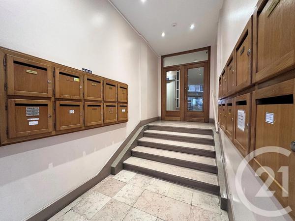 Appartement T4 à vendre  5 pièces - 120 m 2   CHAMBERY  - 73