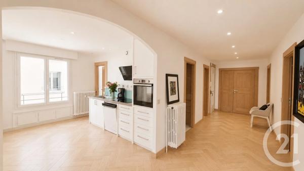 Appartement T4 à vendre  5 pièces - 120 m 2   CHAMBERY  - 73