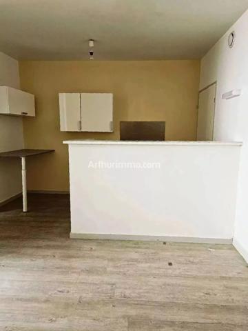 Location Appartement 3 pièces 56 m2 à Lons-le-Saunier