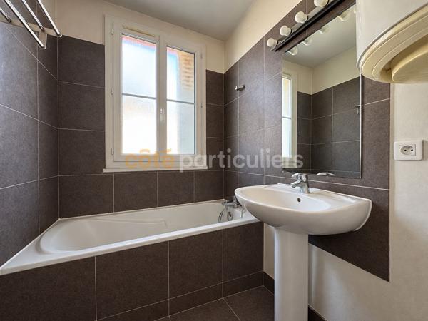 Vente
                Appartement41,16 m² - 2 Pièces -
                    ORLEANS (45000)