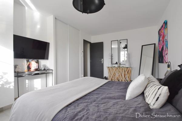 Dpt Charente Maritime (17), à vendre proche de LA ROCHELLE maison P5 de 168 m² - Terrain de 3 126,00 m²