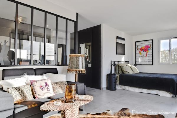 Dpt Charente Maritime (17), à vendre proche de LA ROCHELLE maison P5 de 168 m² - Terrain de 3 126,00 m²