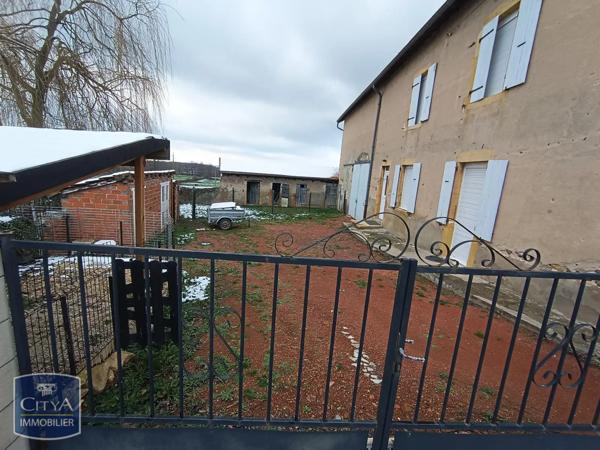 Maison à louer 5 pièces 128.1m² Saint-Hilaire-sous-Charlieu (42190)