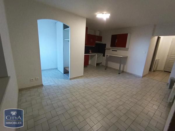 Maison à louer 5 pièces 128.1m² Saint-Hilaire-sous-Charlieu (42190)
