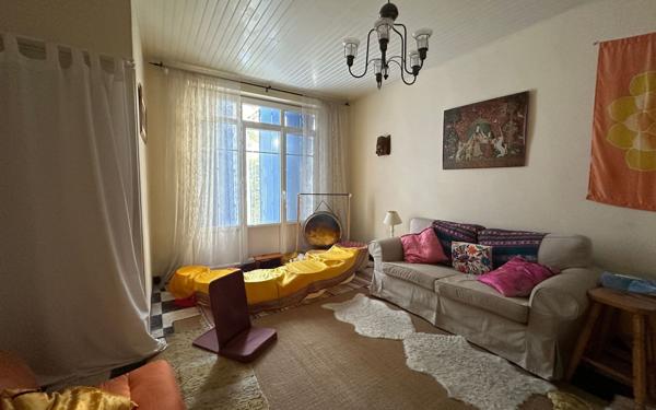 Maison à vendre    5 pièces •  Quillan