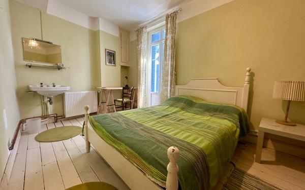 Maison à vendre    5 pièces •  Quillan