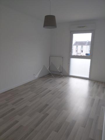 A LOUER BREST APPARTEMENT MOULIN BLANC VUE MER PARKING TERRASSE CELLIER