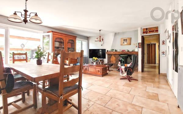 Maison à vendre    5 pièces •  Sisteron