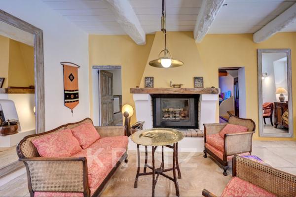 Moulin entièrement rénové avec SPA