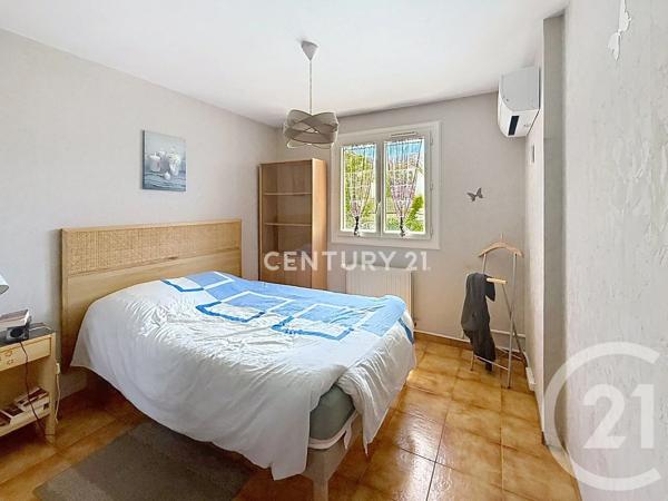 Maison à vendre  5 pièces - 94 m 2   AUBAGNE  - 13