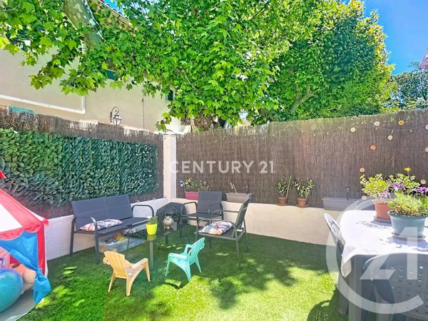 Maison à vendre  5 pièces - 94 m 2   AUBAGNE  - 13