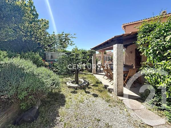 Maison à vendre  5 pièces - 94 m 2   AUBAGNE  - 13