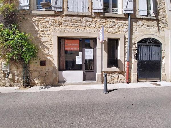 Donzere (26290) , murs commerciaux centre ville.