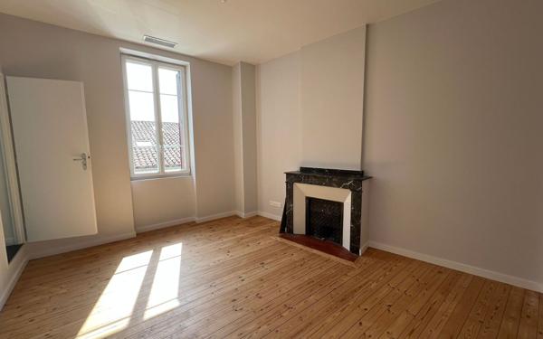 Maison à louer    4 pièces •  Castres