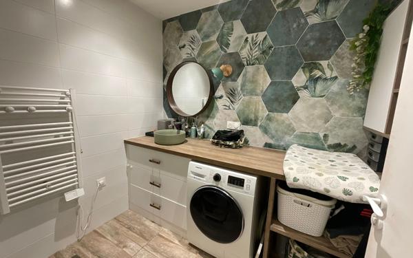 Appartement à vendre    2 pièces •  Miribel