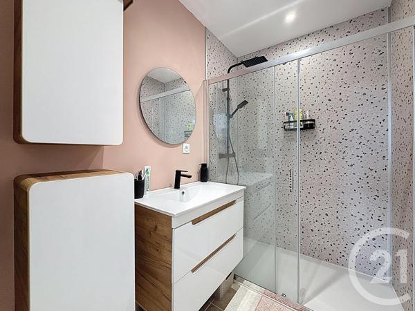 Appartement F3 à vendre  3 pièces - 70 m2 CHENOVE - 21