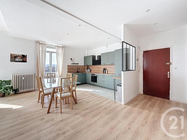 Appartement F3 à vendre  3 pièces - 70 m2 CHENOVE - 21