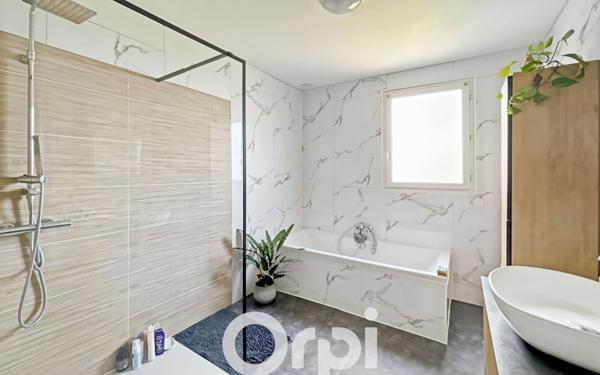 Maison à vendre    6 pièces • 150 m2 La Roche-sur-Yon