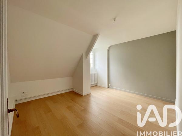 Location maison 6 pièces 188 m² Vivières