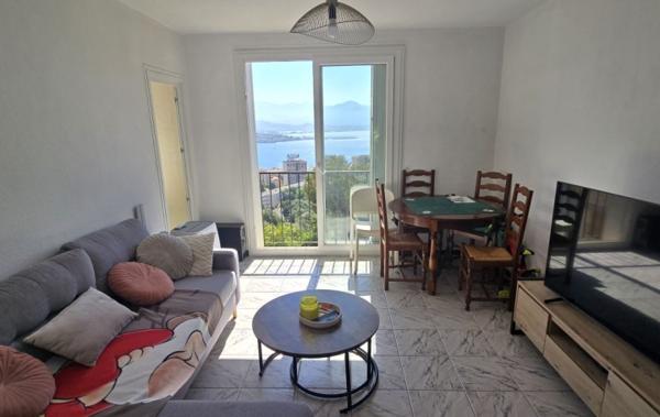 Vente Appartement P3 Vue mer panoramique à rafraîchir Ajaccio   
