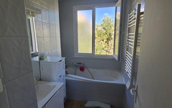 Vente Appartement P3 Vue mer panoramique à rafraîchir Ajaccio   